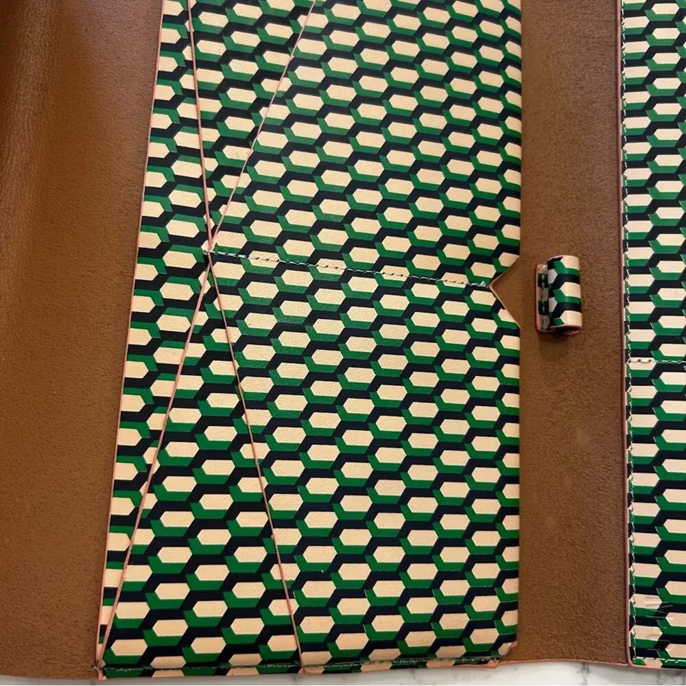 Green & Tan Tech Envelope